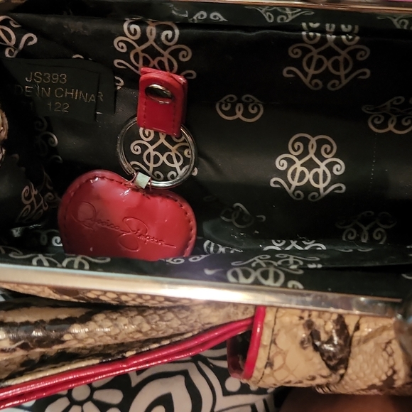 Leather snakeskin clutch ....soft n beautiful Jessica Simpson  red leather trim - Picture 5 of 5